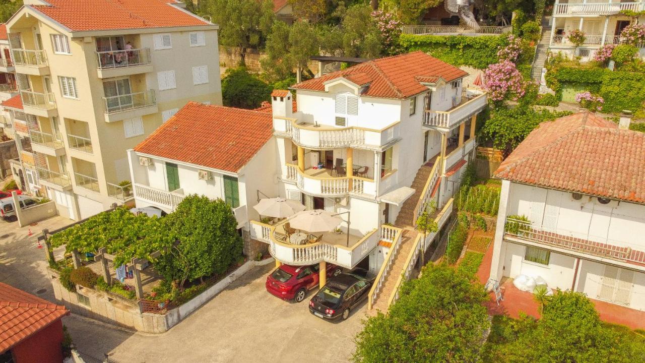 Villa Vojnic Budva Eksteriør bilde