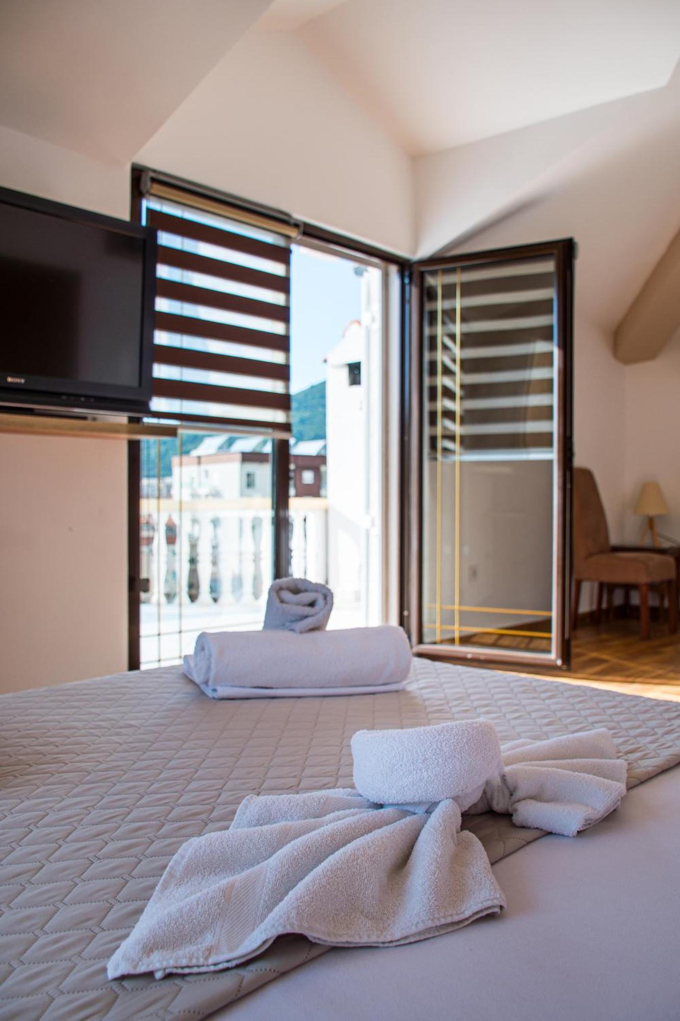 Villa Vojnic Budva Eksteriør bilde
