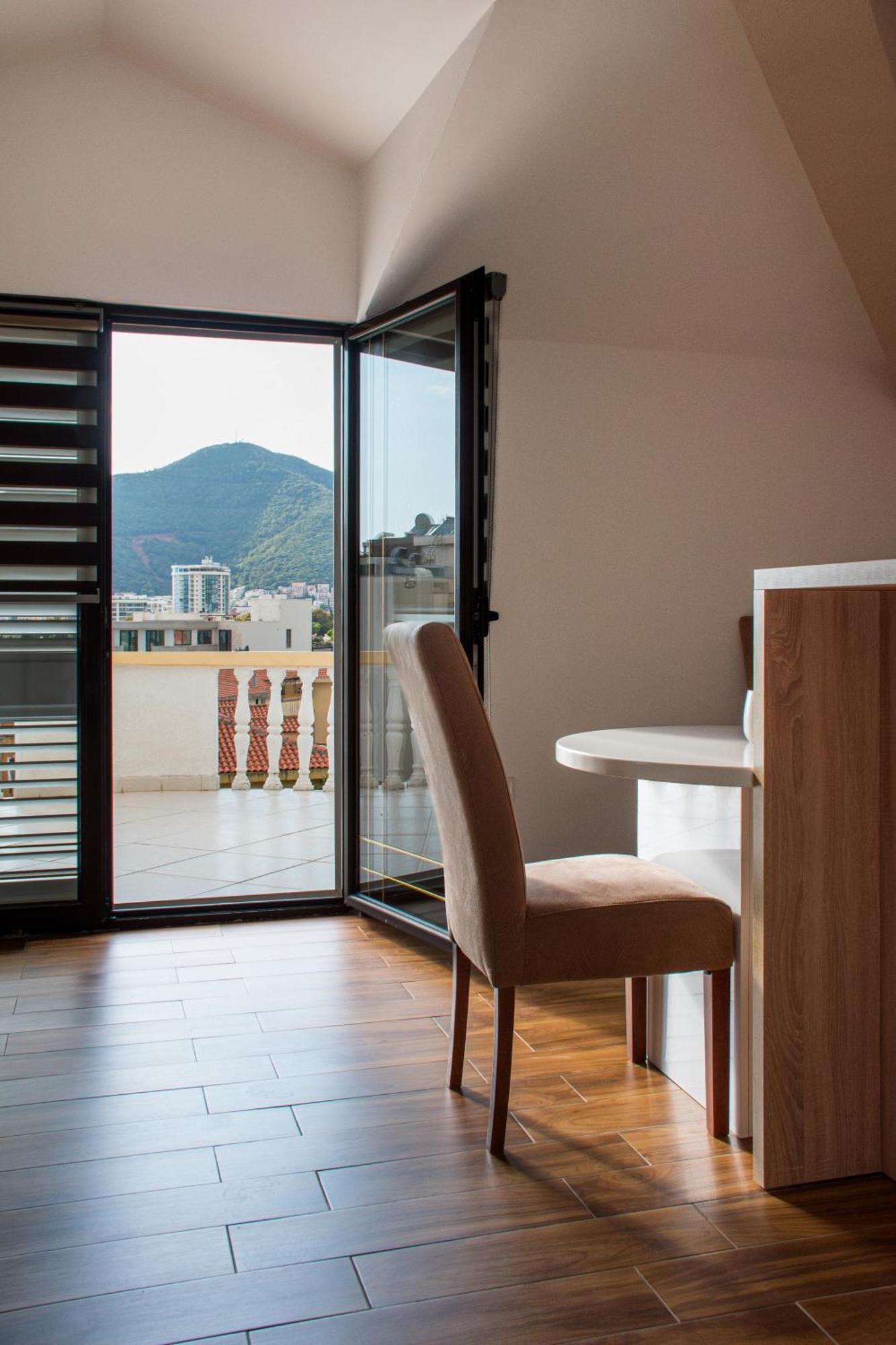 Villa Vojnic Budva Eksteriør bilde