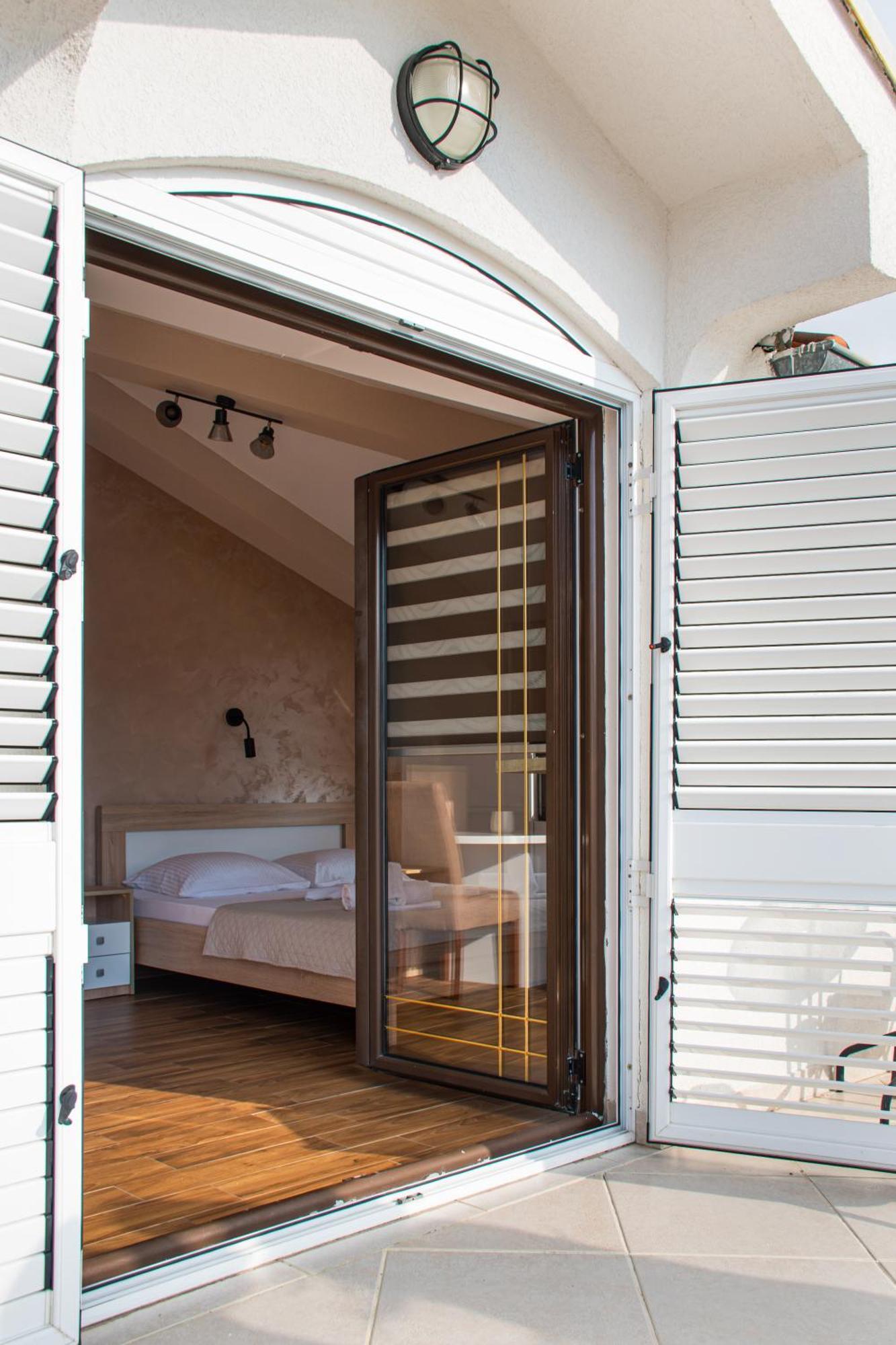 Villa Vojnic Budva Eksteriør bilde
