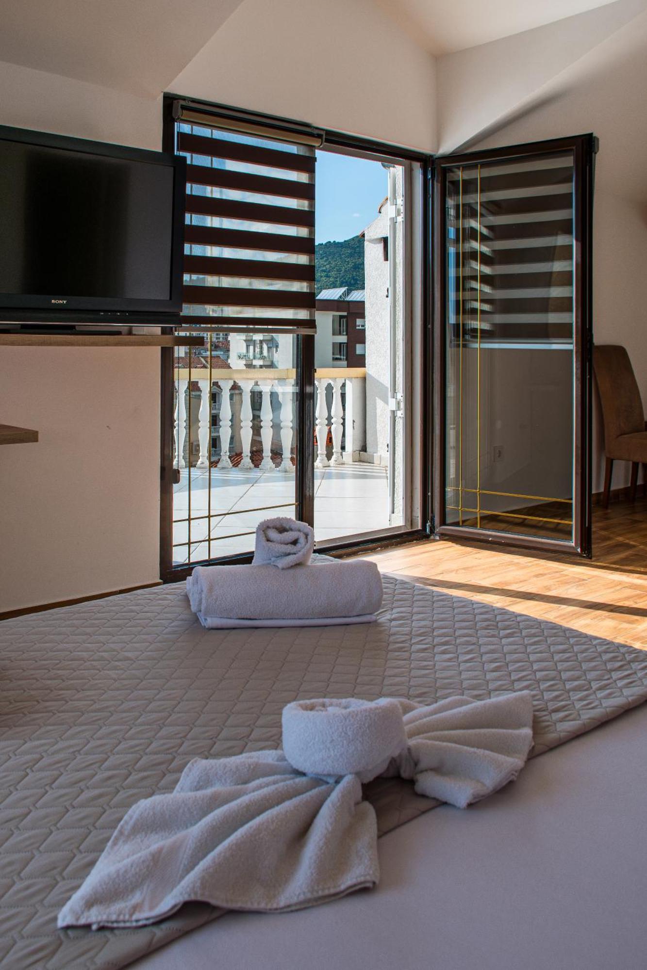 Villa Vojnic Budva Eksteriør bilde