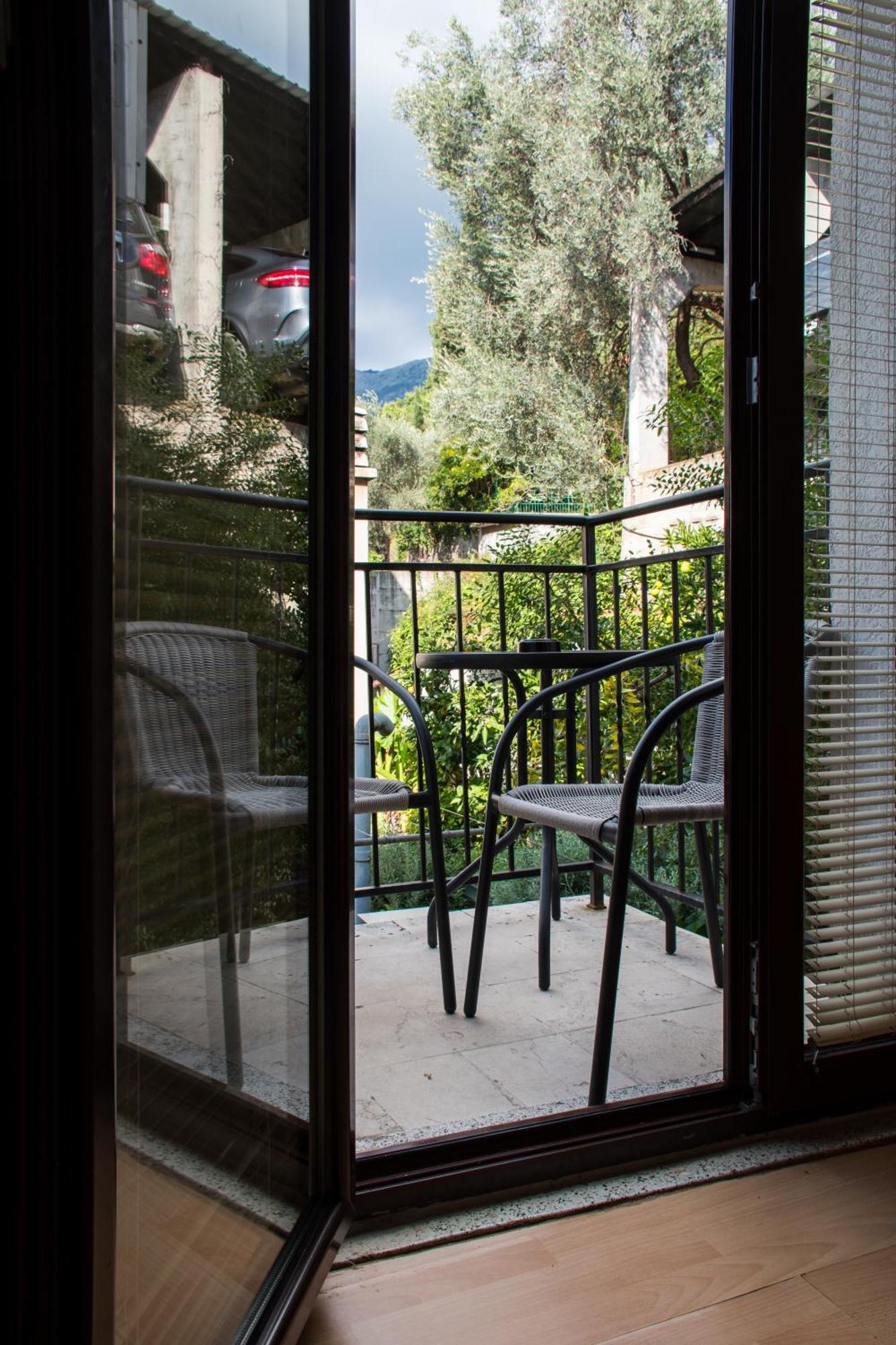 Villa Vojnic Budva Eksteriør bilde