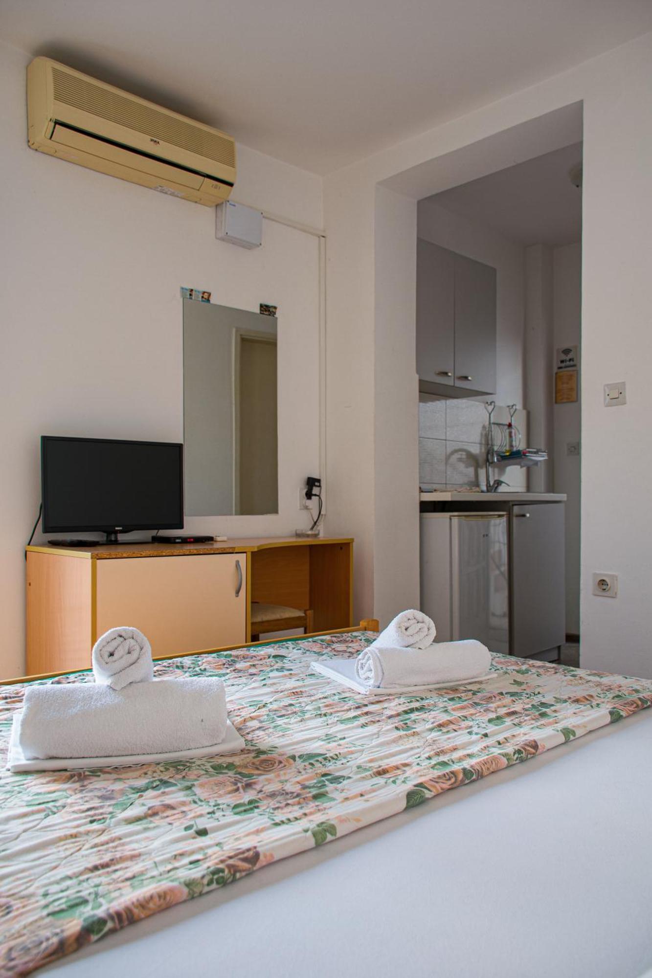 Villa Vojnic Budva Eksteriør bilde