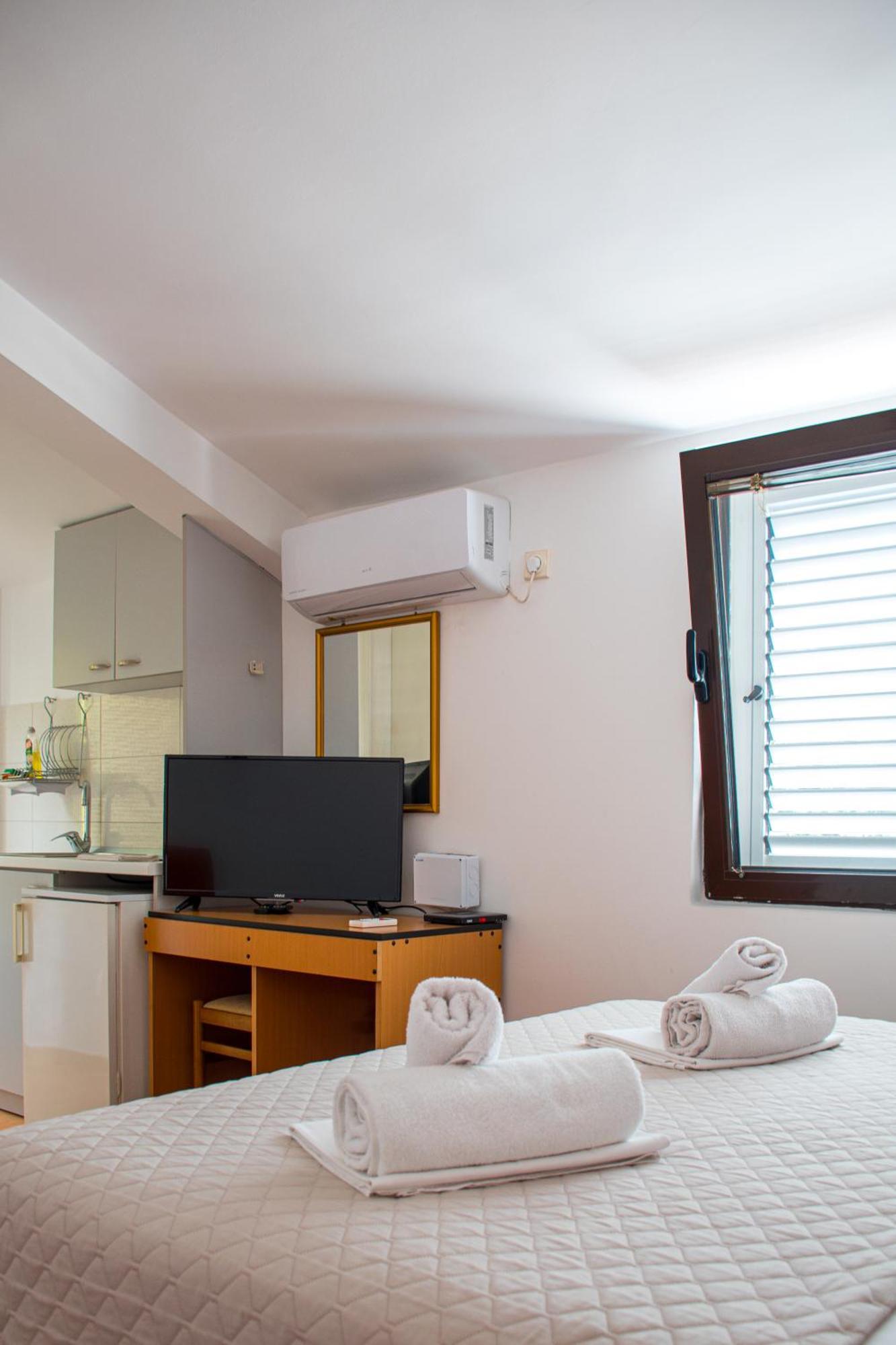 Villa Vojnic Budva Eksteriør bilde