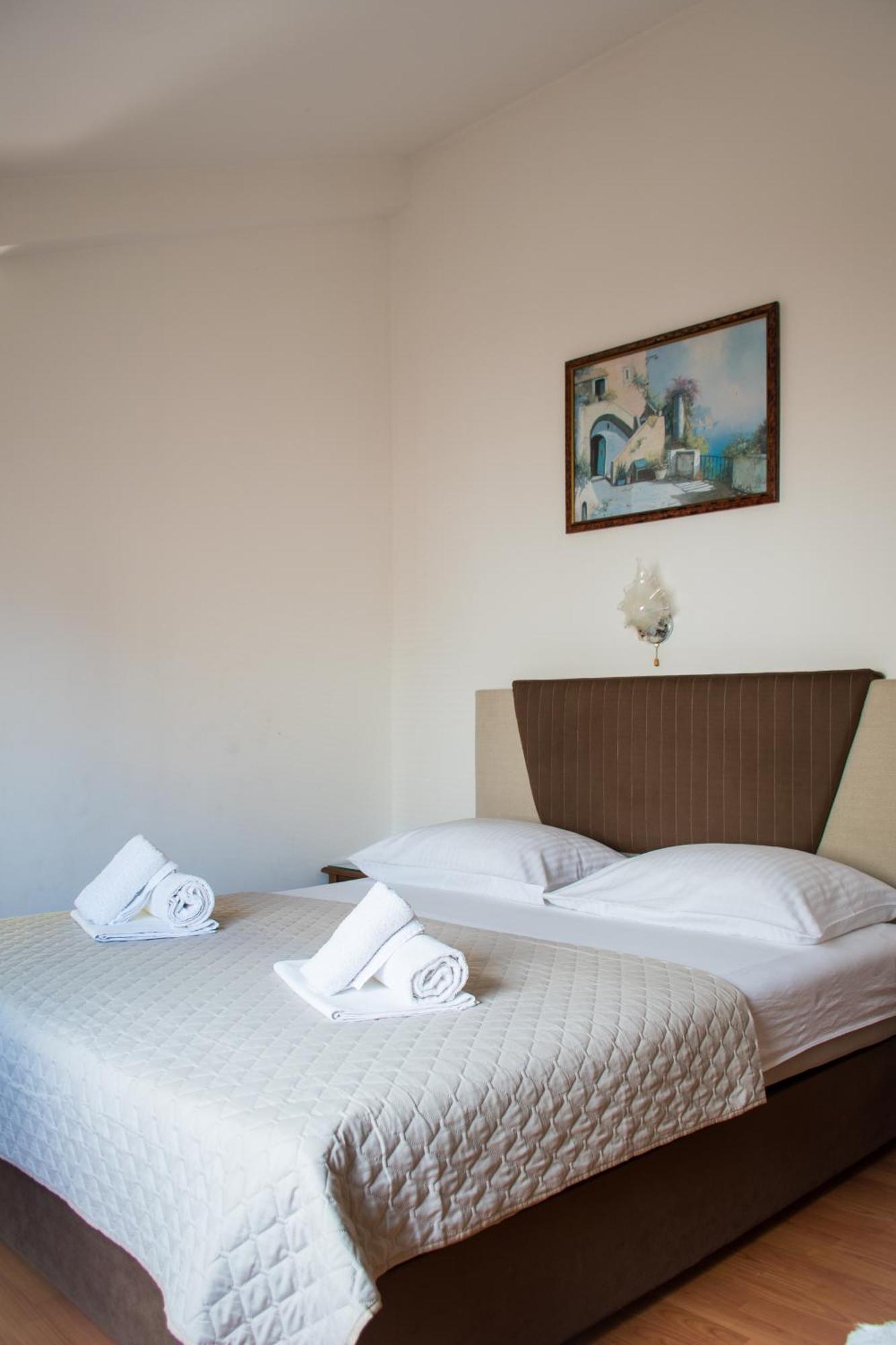 Villa Vojnic Budva Eksteriør bilde