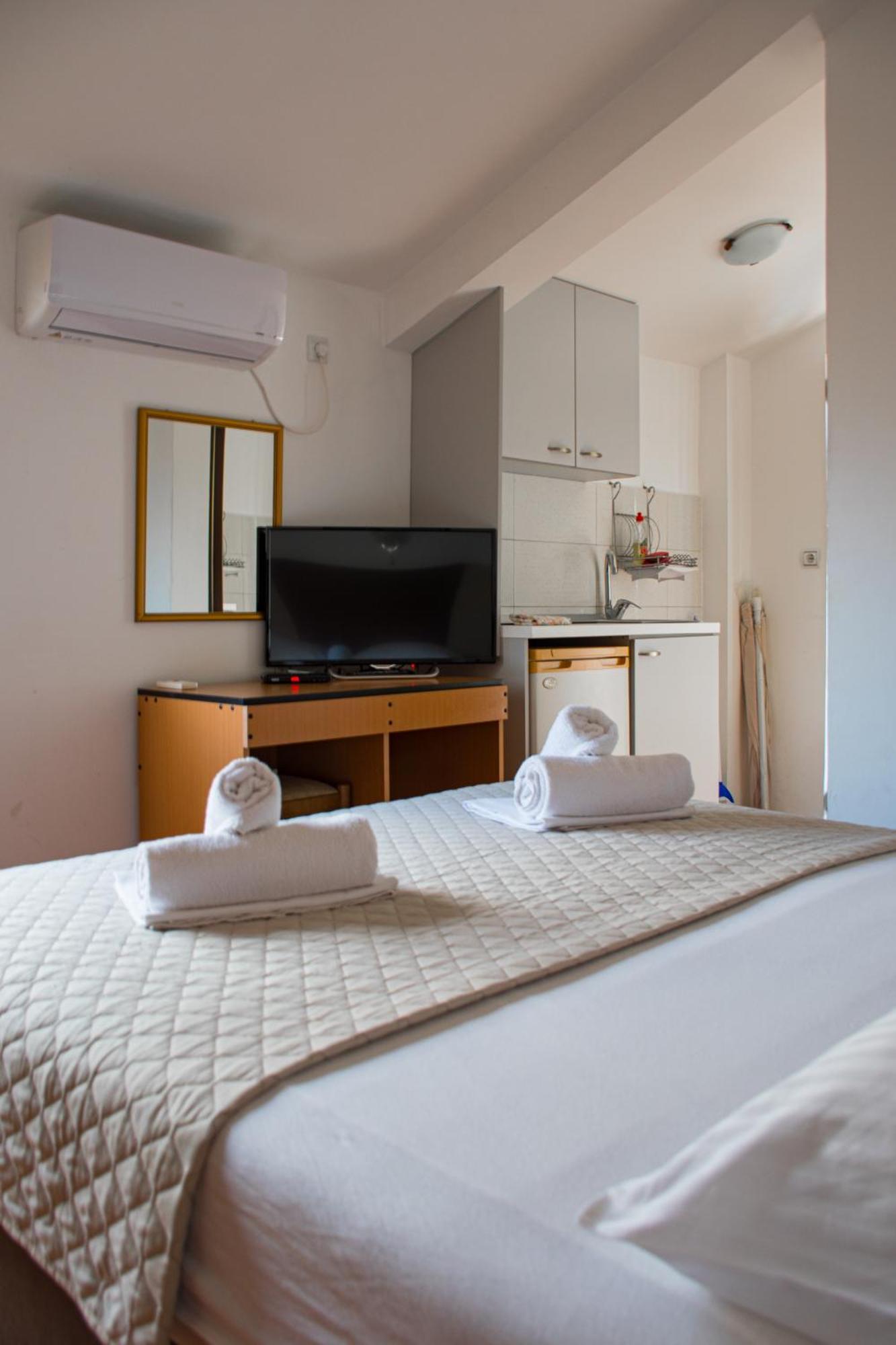 Villa Vojnic Budva Eksteriør bilde